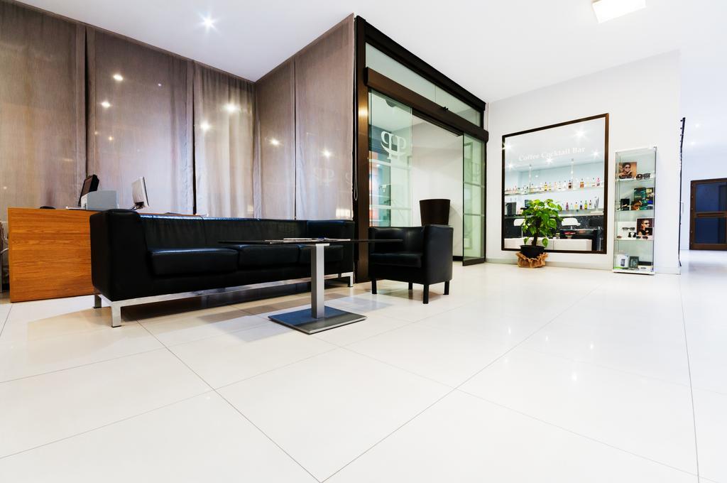 Hotel Fontana Plaza ตอร์เรเวียคา ภายนอก รูปภาพ